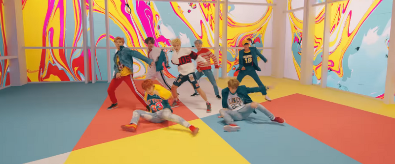 BTS (방탄소년단) 'DNA' Official MV